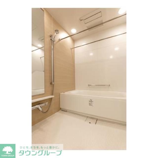バス・シャワールーム　※写真は同タイプ住戸です。