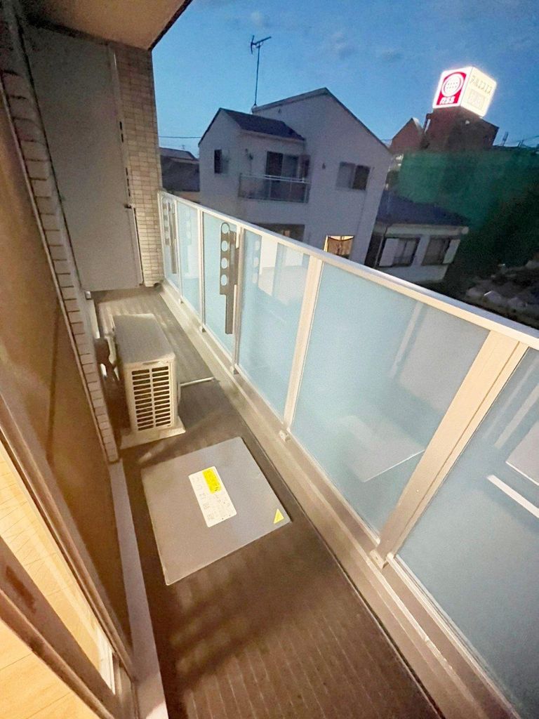 バルコニー　バルコニー