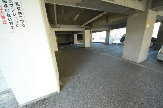 駐車場　☆駐車場☆