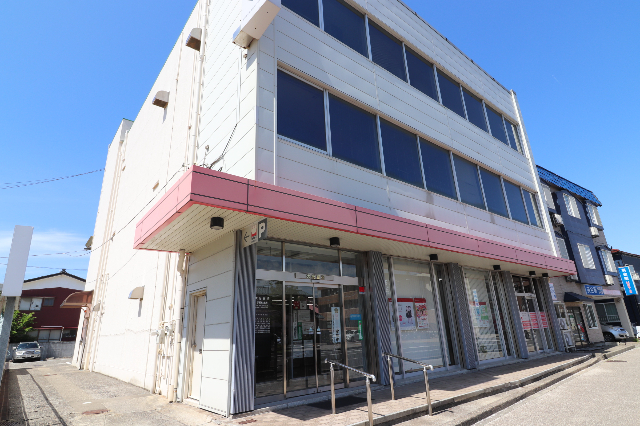 銀行　大光銀行学校町支店（銀行）まで892m