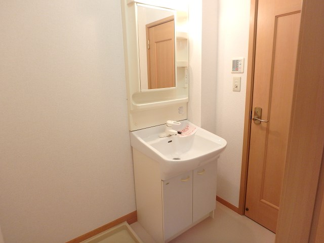 洗面設備　お問合せは048-772-8202