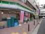 コンビニ　ファミリーマート麻布十番店（コンビニ）まで210m
