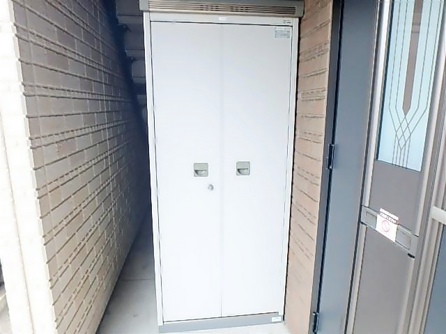 その他　物置付きです。