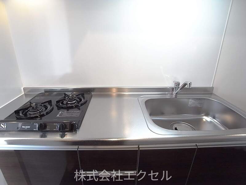 キッチン　2口ガスコンロ設置済みです。