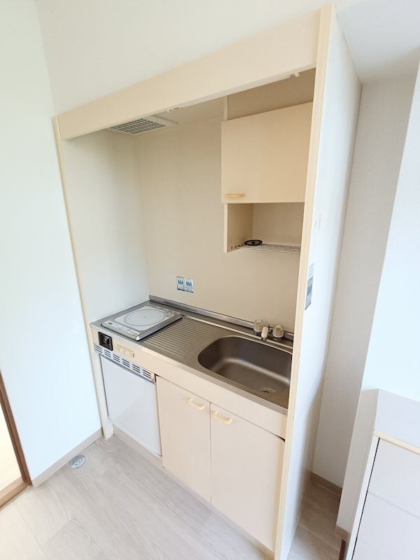 キッチン　同間取別部屋のお写真です