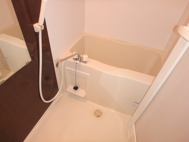 バス・シャワールーム　他のお部屋の参考写真となります。