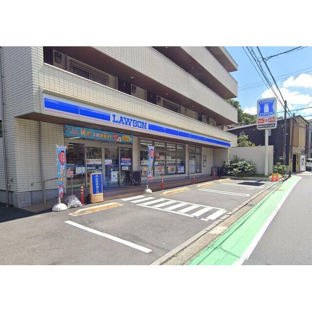 コンビニ　ローソン横浜星川１丁目店（コンビニ）まで150m