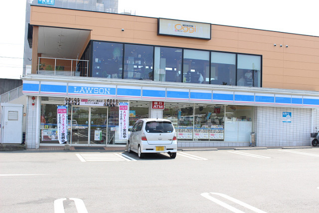 コンビニ　ローソン別府新港町店（コンビニ）まで80m