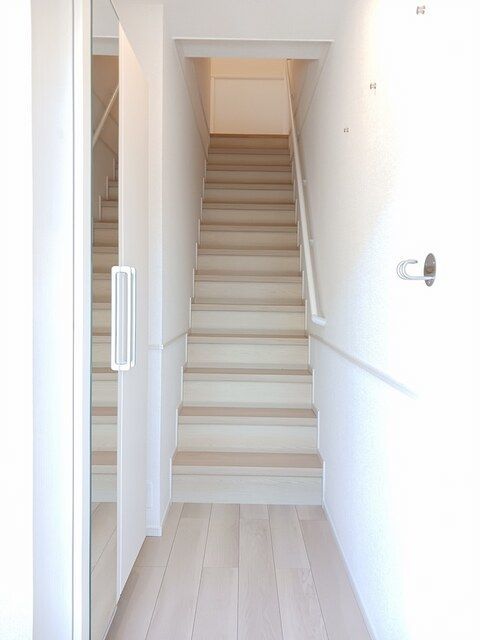 玄関　別部屋参考写真です