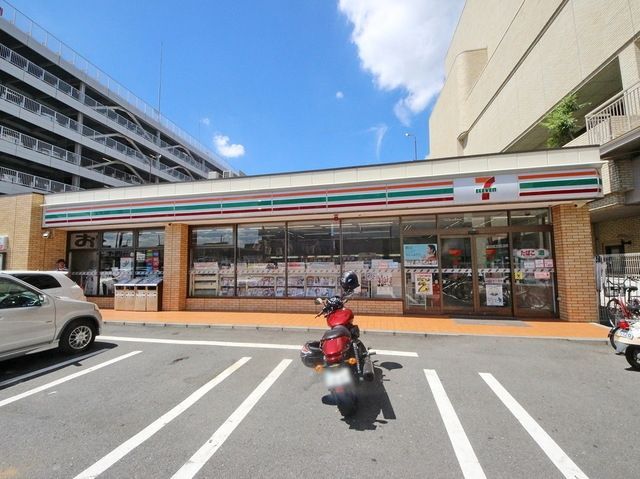 コンビニ　セブンイレブン東村山本町2丁目店（コンビニ）まで445m