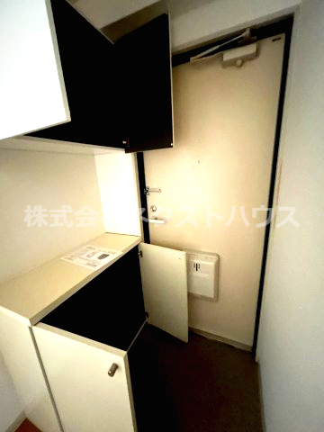 玄関　別部屋参考写真です