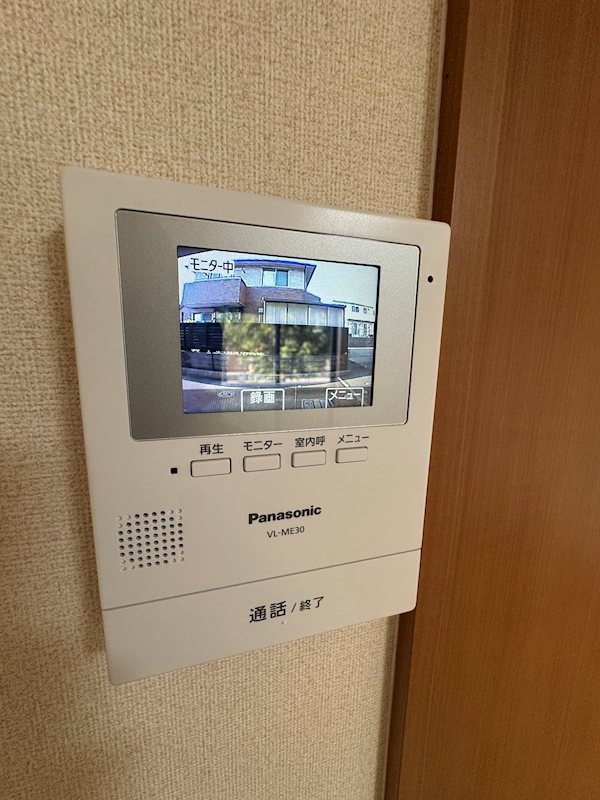 セキュリティ　TVインターホン※同タイプ別部屋の写真となります。