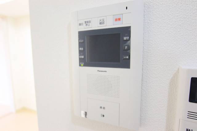 セキュリティ　オートロック付きで安心です
