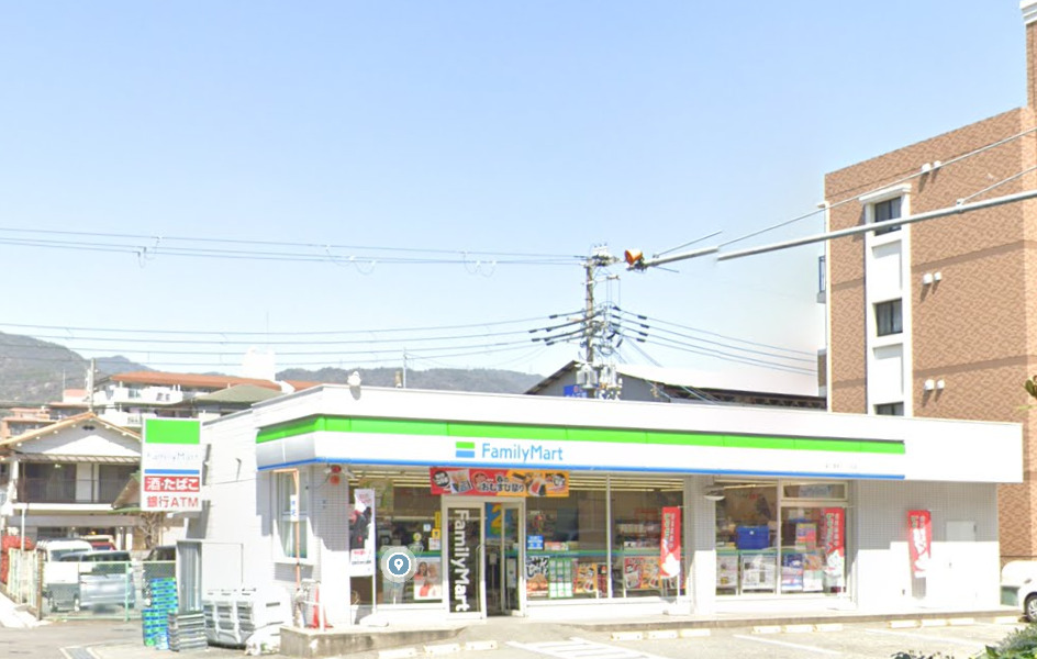 コンビニ　ファミリーマート 深江本町一丁目店（コンビニ）まで631m