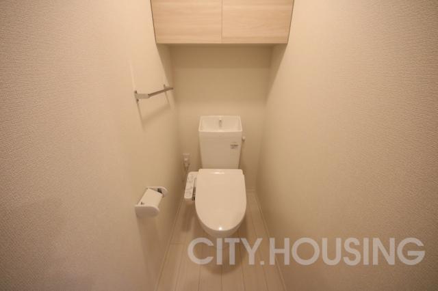 トイレ　※同タイプ部屋の写真です。