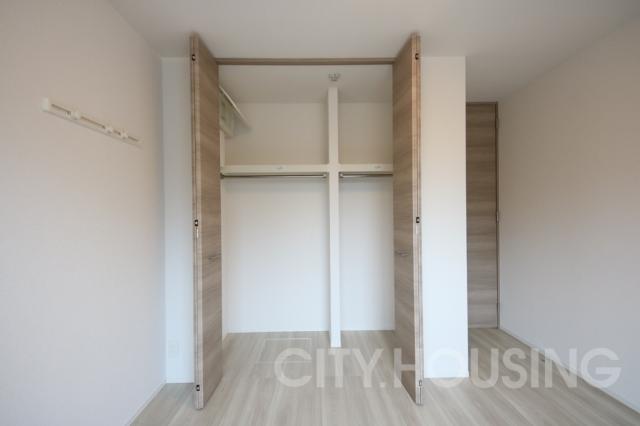 収納　※同タイプ部屋の写真です。
