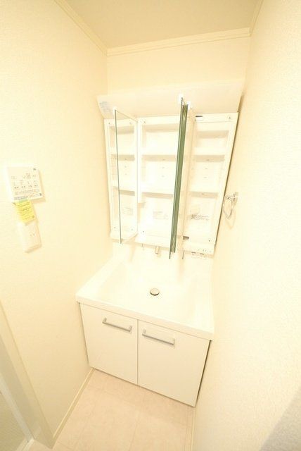 洗面設備　別部屋参考写真