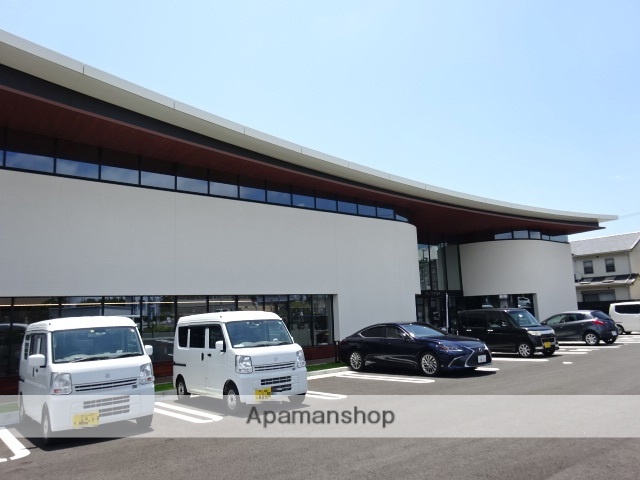 銀行　浜松磐田信用金庫蜆塚支店（銀行）まで382m