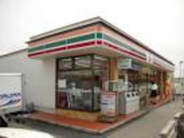 コンビニ　セブンイレブン守山吉身5丁目店（コンビニ）まで500m