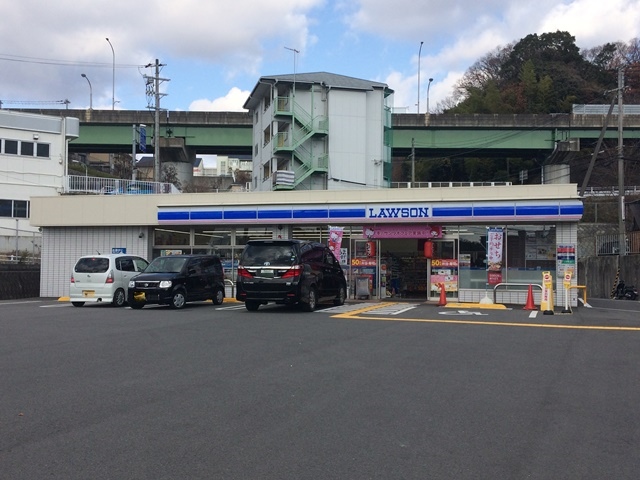 コンビニ　ローソン須磨車店（コンビニ）まで399m
