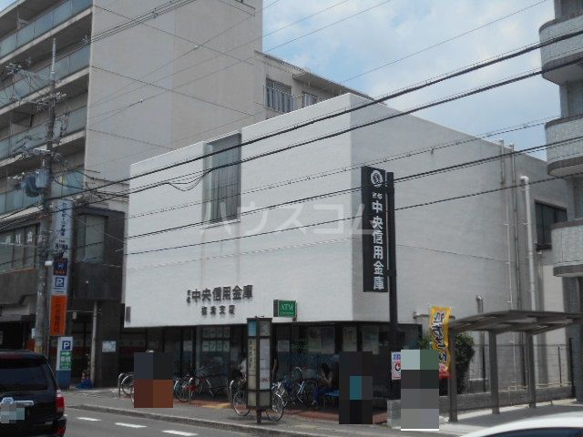 その他　京都中央信用金庫 梅津支店（その他）まで504m