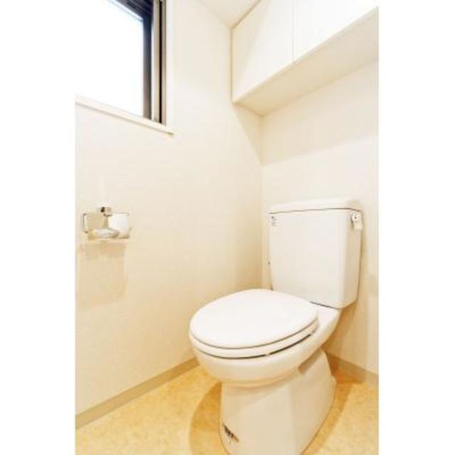 トイレ　※写真は同タイプ住戸です。