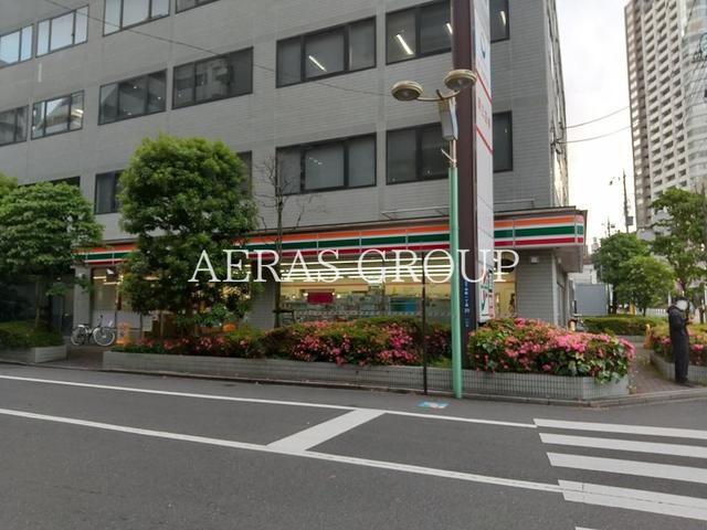 コンビニ　セブンイレブン三鷹駅北口店（コンビニ）まで221m