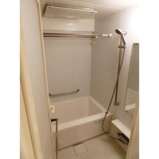 バス・シャワールーム　※写真は同タイプ住戸です。