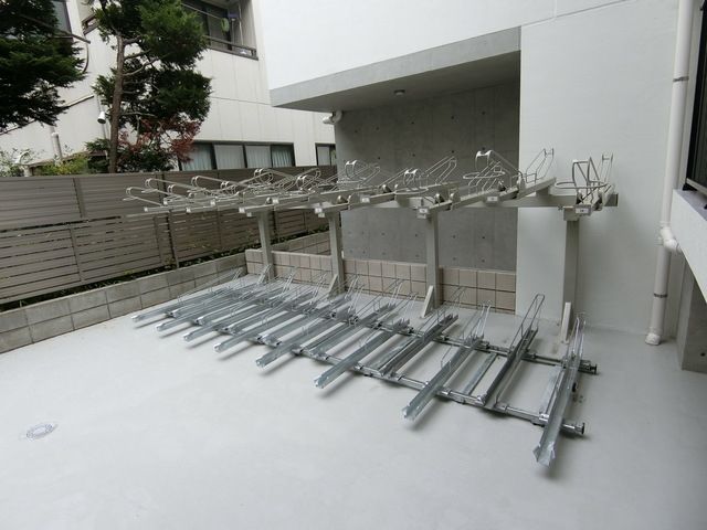 駐車場　☆外の駐輪場☆