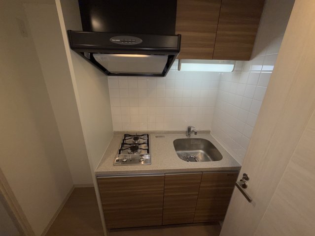 キッチン　同物件別部屋写真