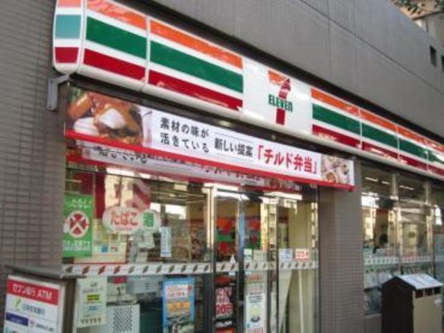 コンビニ　セブンイレブン市谷柳町店（コンビニ）まで403m