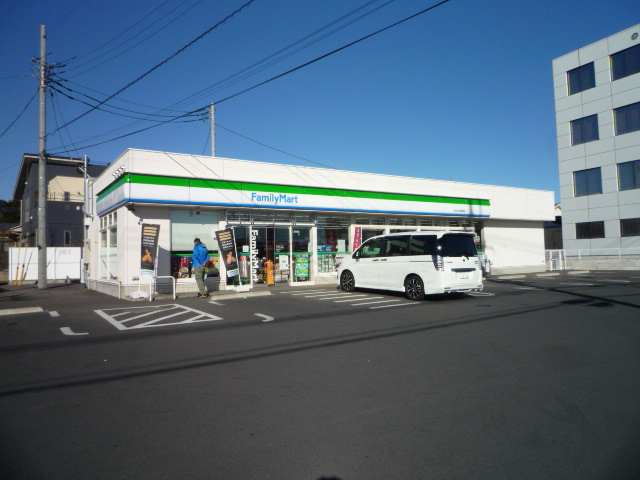 コンビニ　ファミリーマート 日立大久保町店（コンビニ）まで522m
