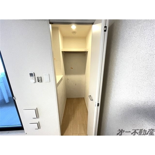 収納　ウォークインクローゼット