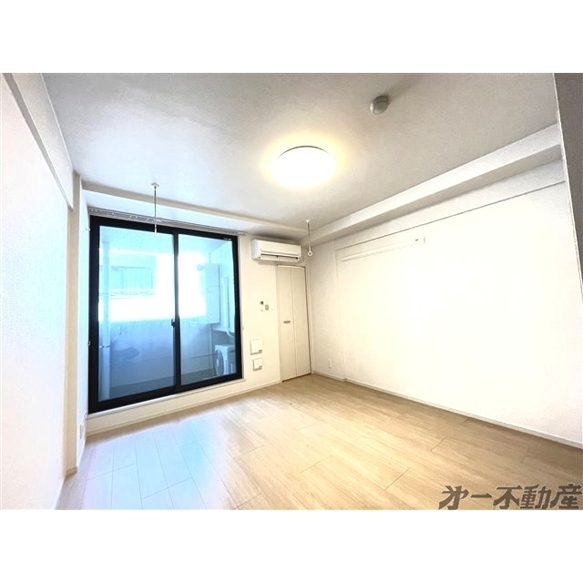 建物外観　洋室