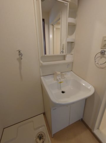 洗面設備　※内装写真は同タイプ別部屋の参考写真です