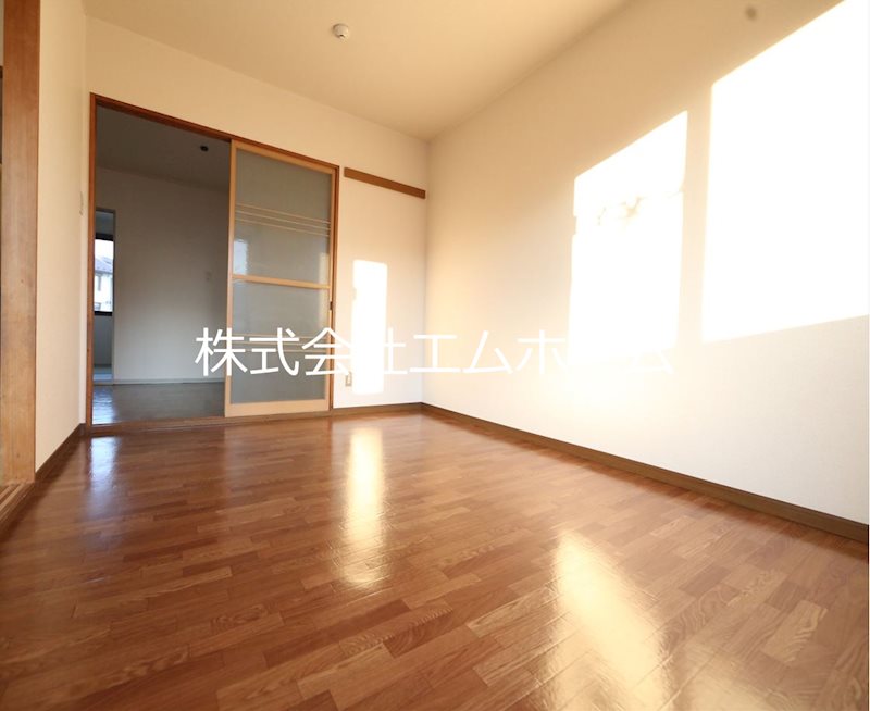 その他部屋・スペース　南側洋室6帖