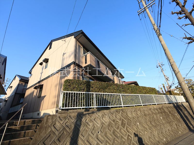 建物外観　外観　1フロア2部屋（全部屋角部屋）