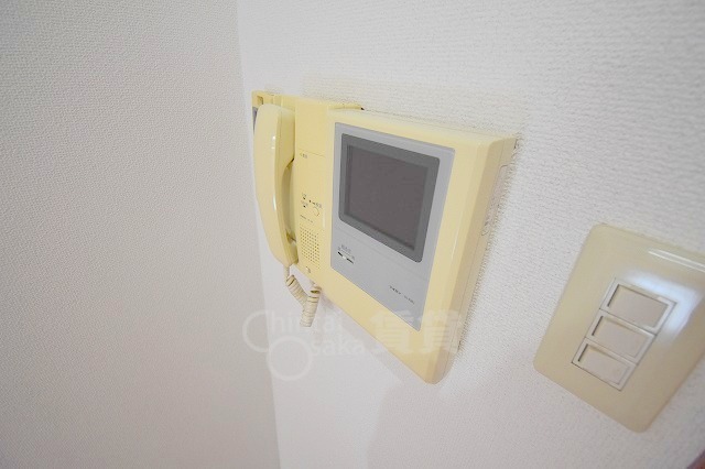 セキュリティ　モニター付きインターホン