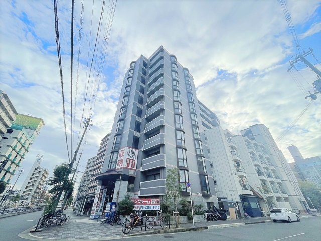 建物外観　シンプルな外観です