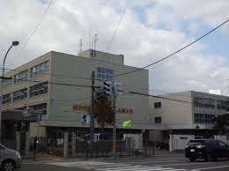 中学校　札幌市立向陵中学校（中学校）まで1210m