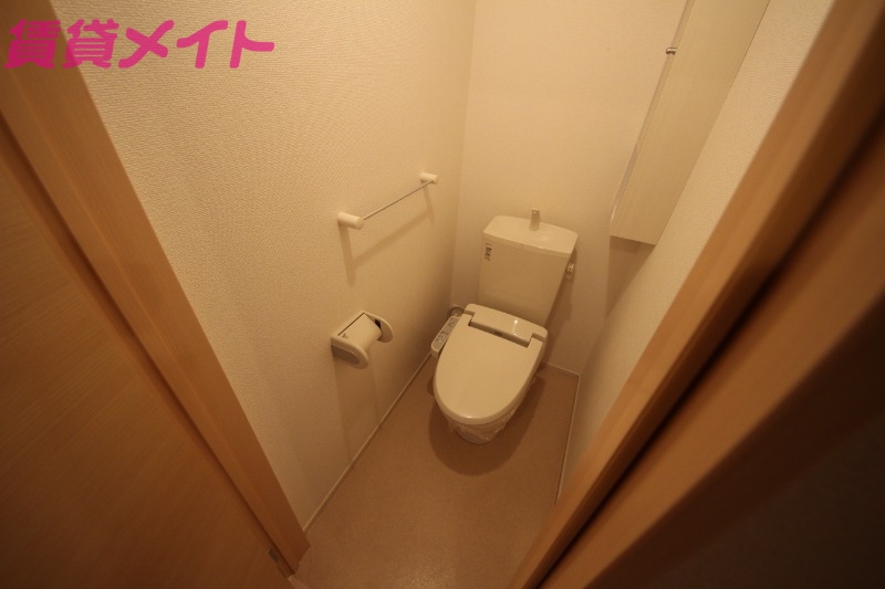 トイレ　同型タイプ画像