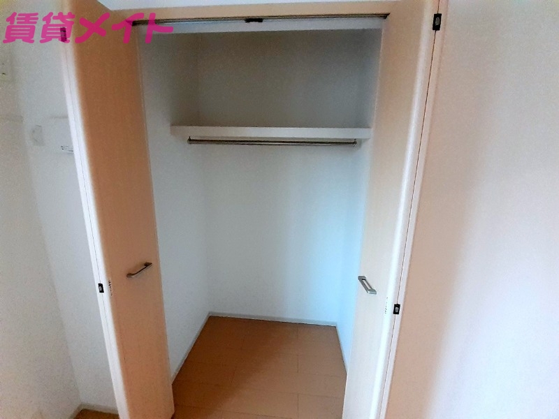 収納　同型タイプ画像