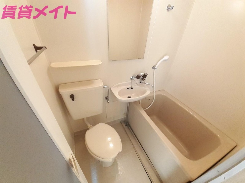 バス・シャワールーム　同タイプのお部屋の参考写真です。