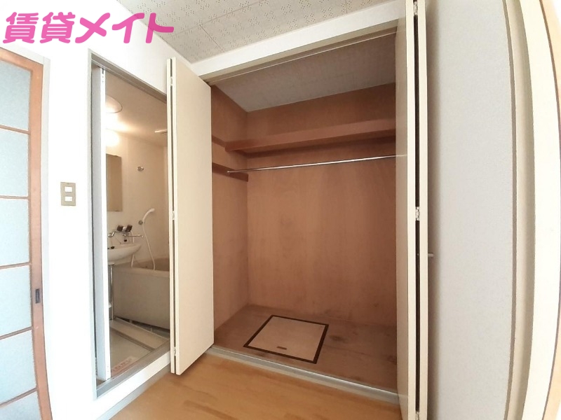 収納　同タイプのお部屋の参考写真です。