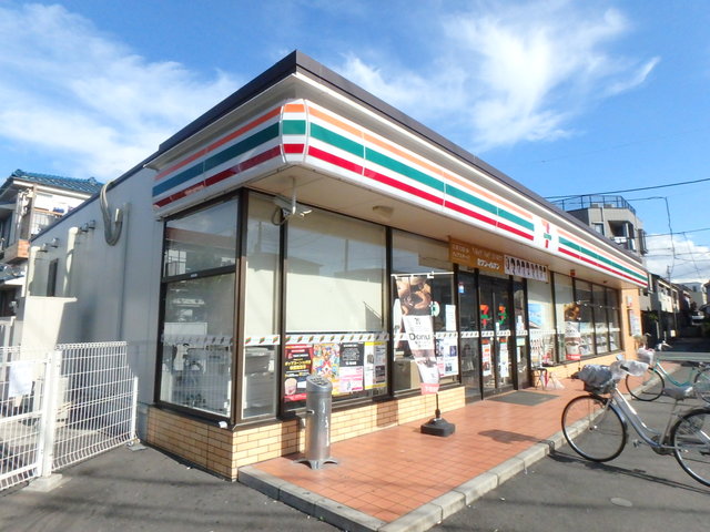 コンビニ　セブンイレブン葛飾南水元4丁目店（コンビニ）まで637m