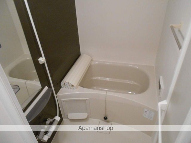 アクシィヴVの風呂写真