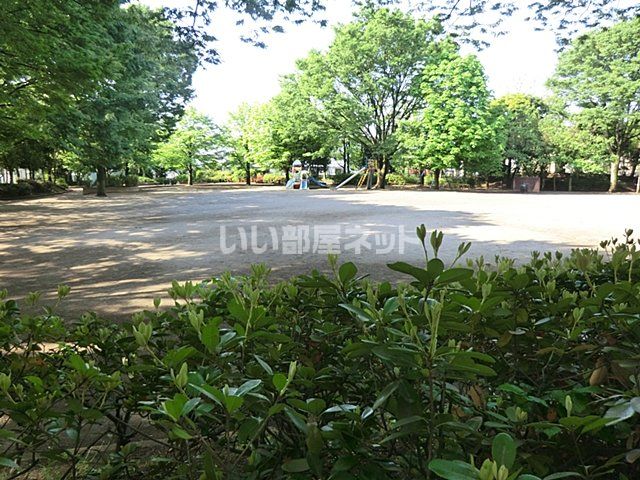 公園　東部公園（公園）まで872m