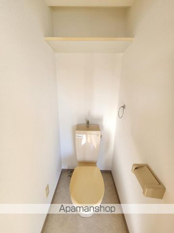 近鉄奈良線 今里駅 徒歩10分 8階建 築25年のトイレ写真