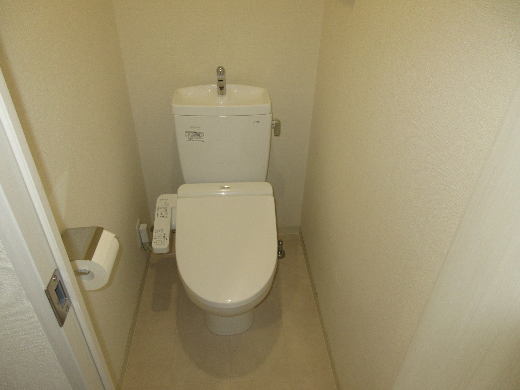 ＪＲ阪和線 美章園駅 徒歩9分 12階建 築6年のトイレ写真