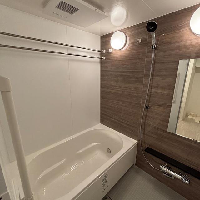 バス・シャワールーム　※写真は同タイプ住戸です。